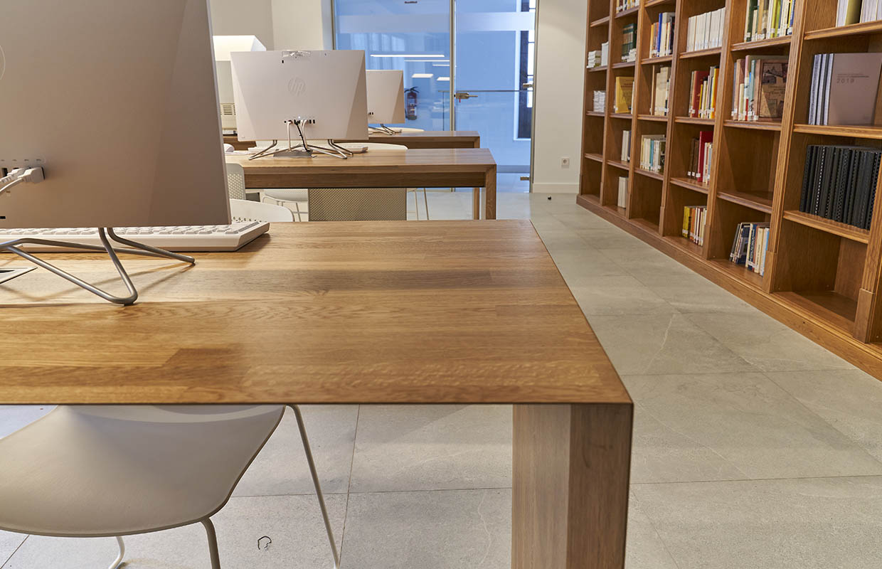 mobiliario oficinas a medida en Cantabria