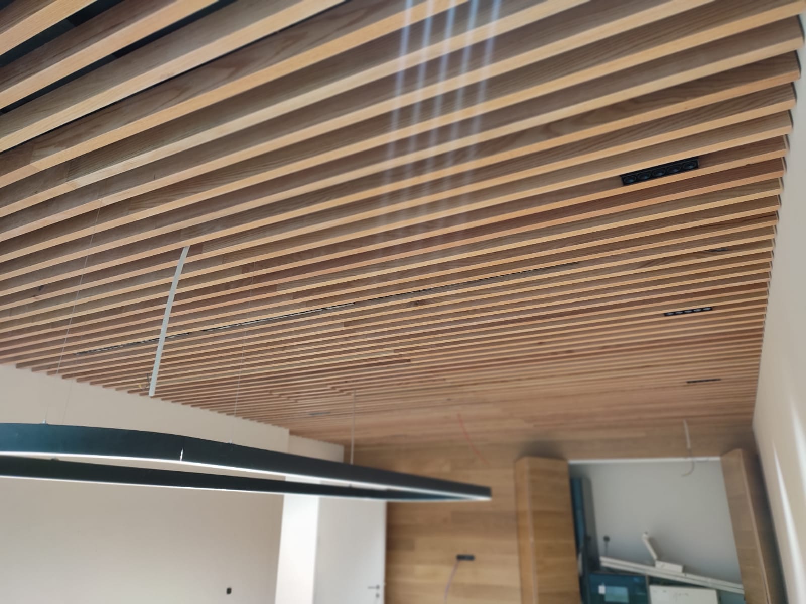 Actuación en el edificio de nueva construcción de la DFG (Distribuidora Farmacéutica de Guipúzcoa) en San Sebastián