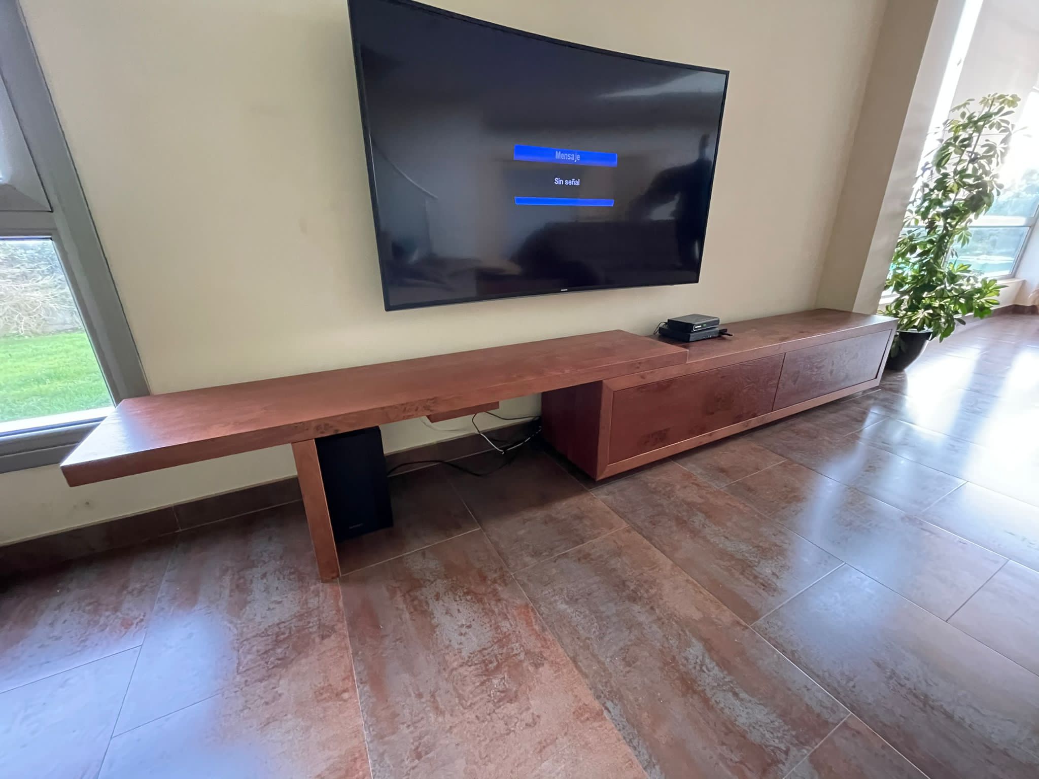 muebles tv a medida en Cantabria