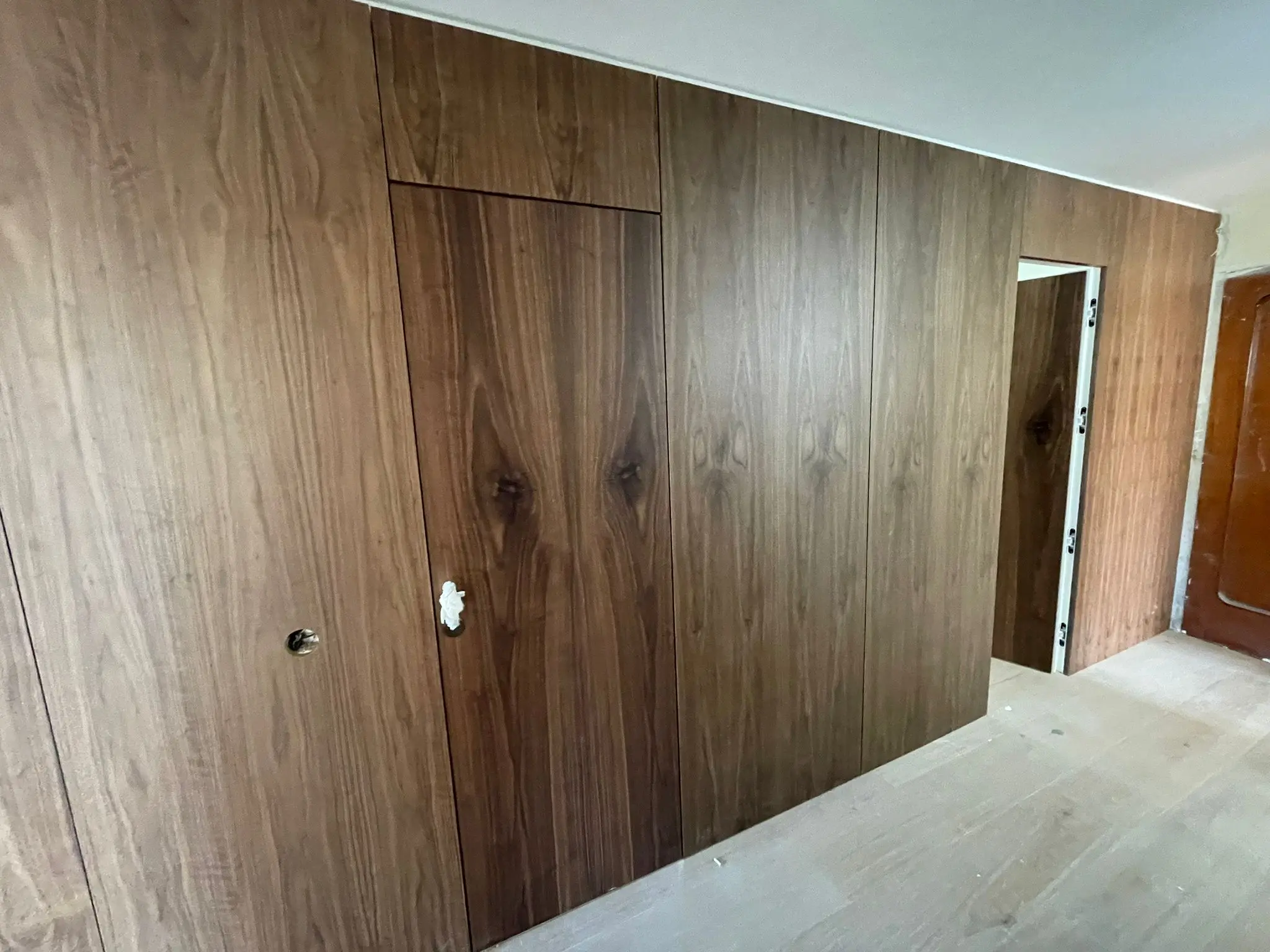 revestimientos de madera a medida en Cantabria