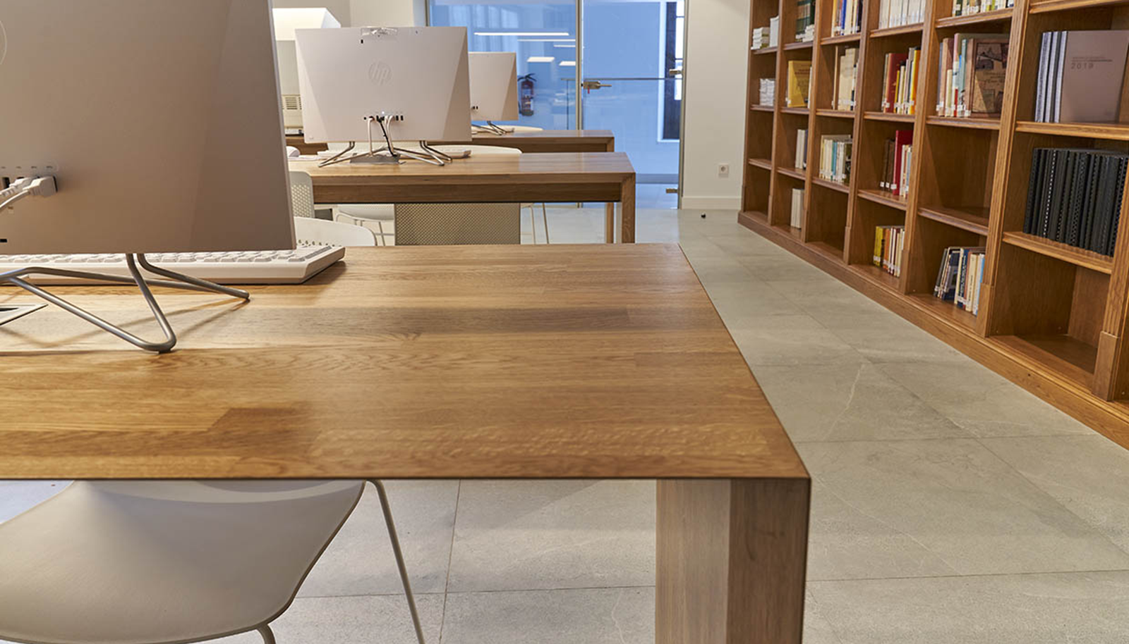 carpintería para oficinas