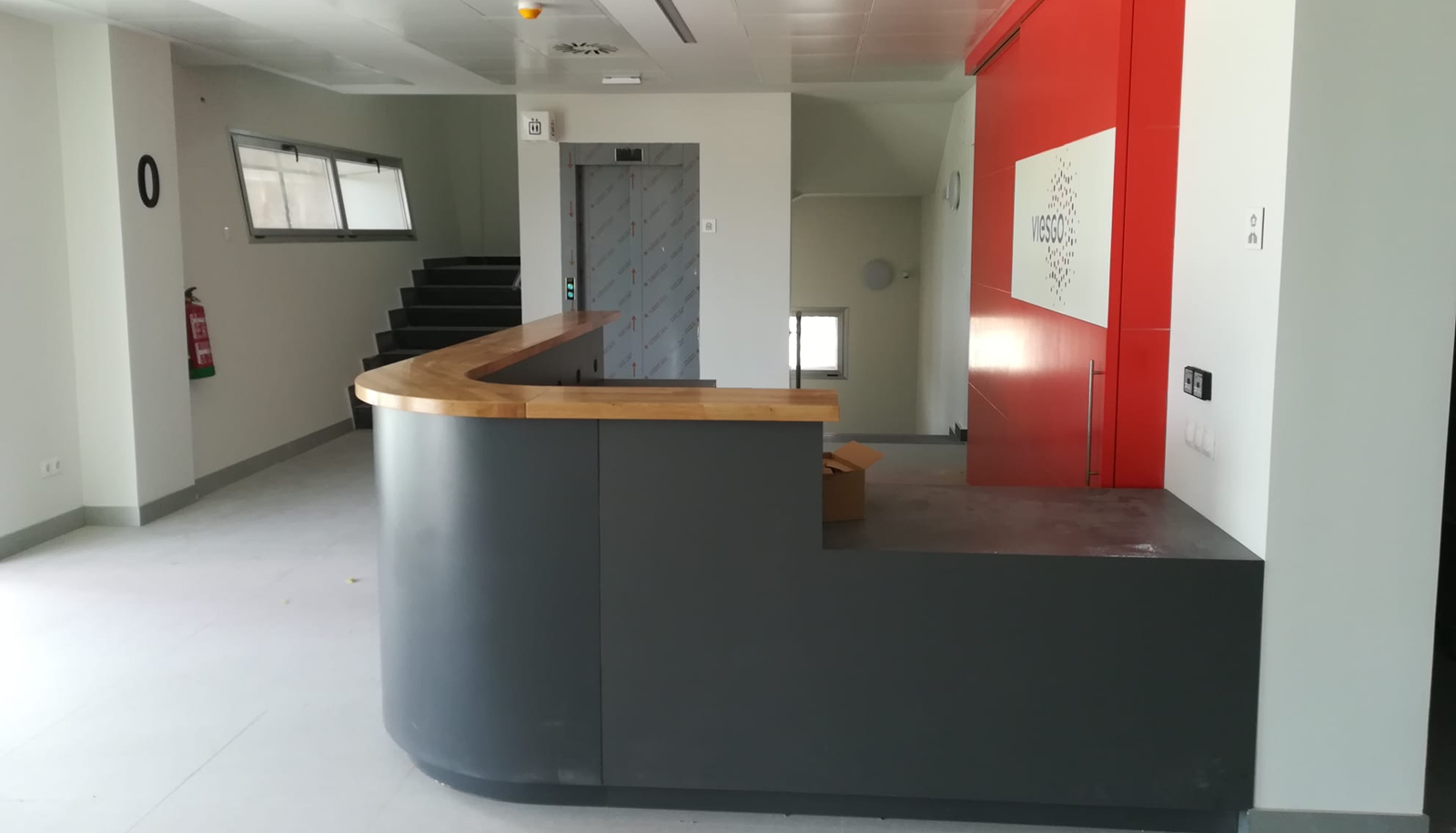 carpintería para oficinas