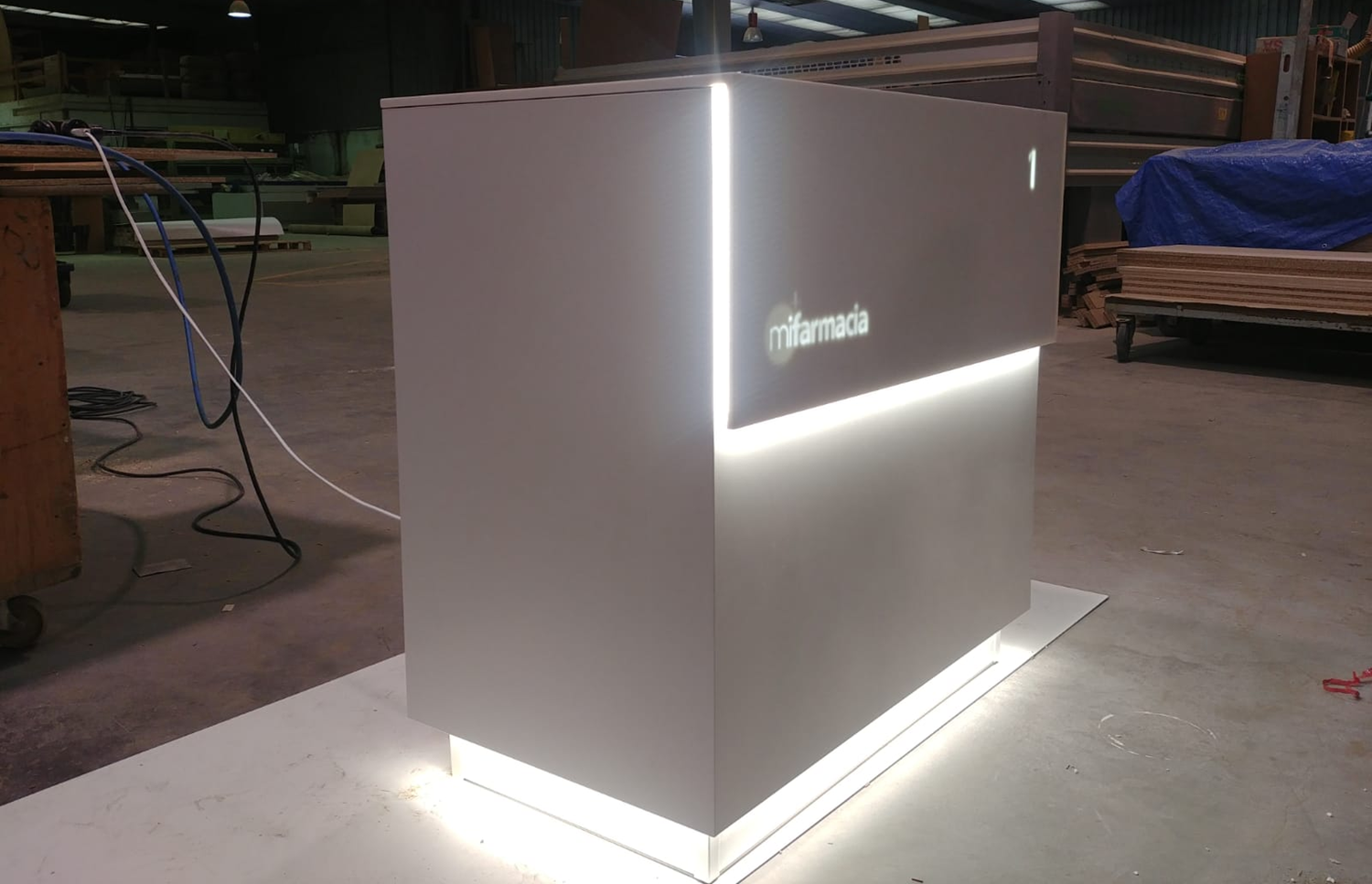 muebles a medida para farmacias