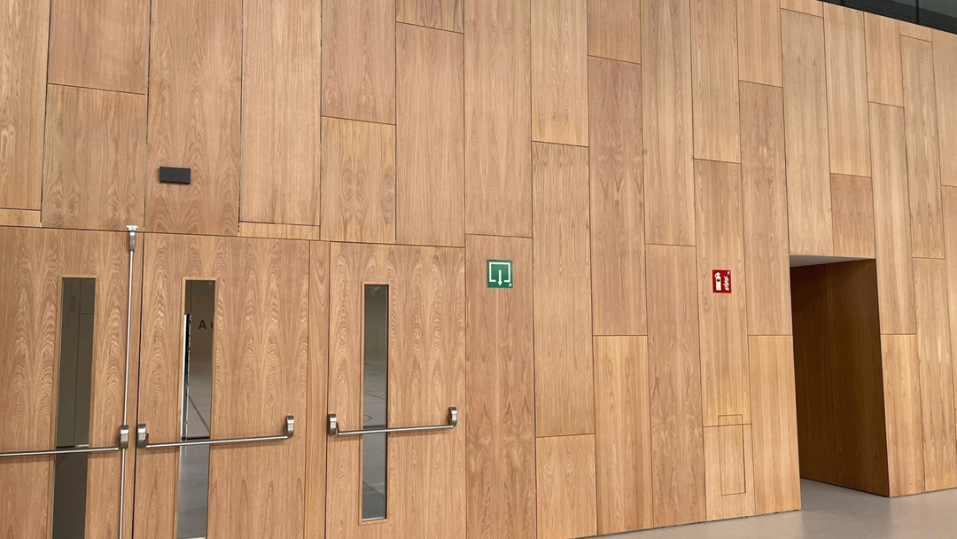 Mobiliario a medida para gimnasios y centros deportivos